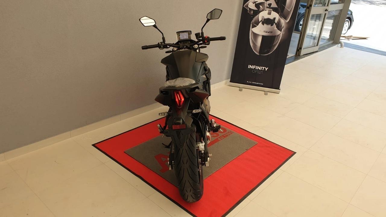 QJ MOTOR SRK 700-Nuova-PRONTA CONSEGNA