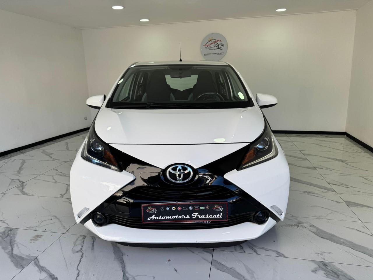 Toyota Aygo 1.0 VVT-i 69 CV 5 porte -TELECAMERA-GARANTITA-2017