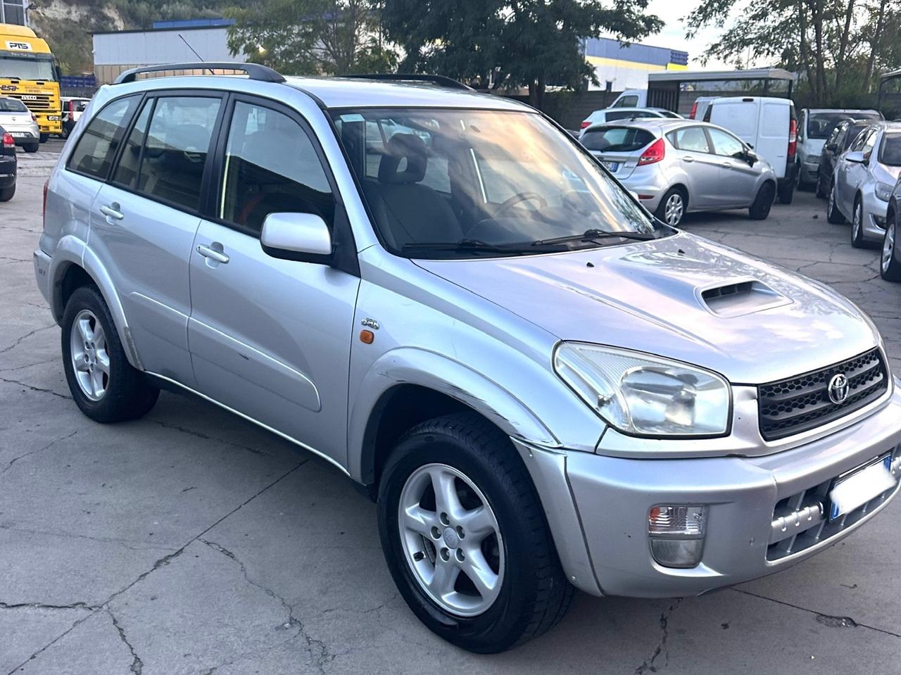 Toyota RAV 4 RAV4 2.0 Tdi D-4D cat 5 porte Sol