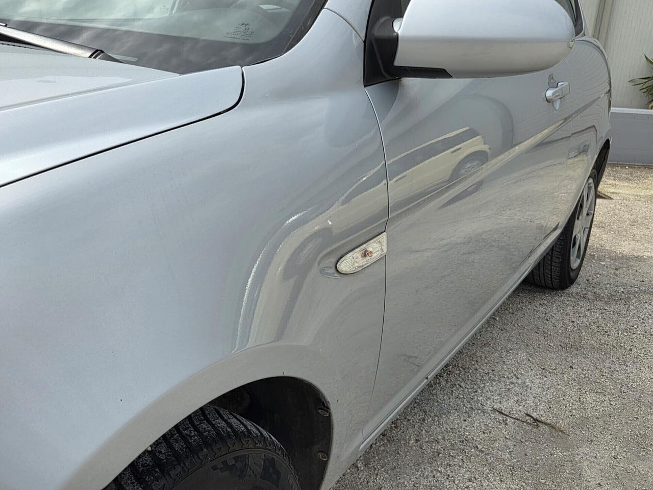 Hyundai Accent 1.4 DYNAMIC METANO -soli km 65.000-