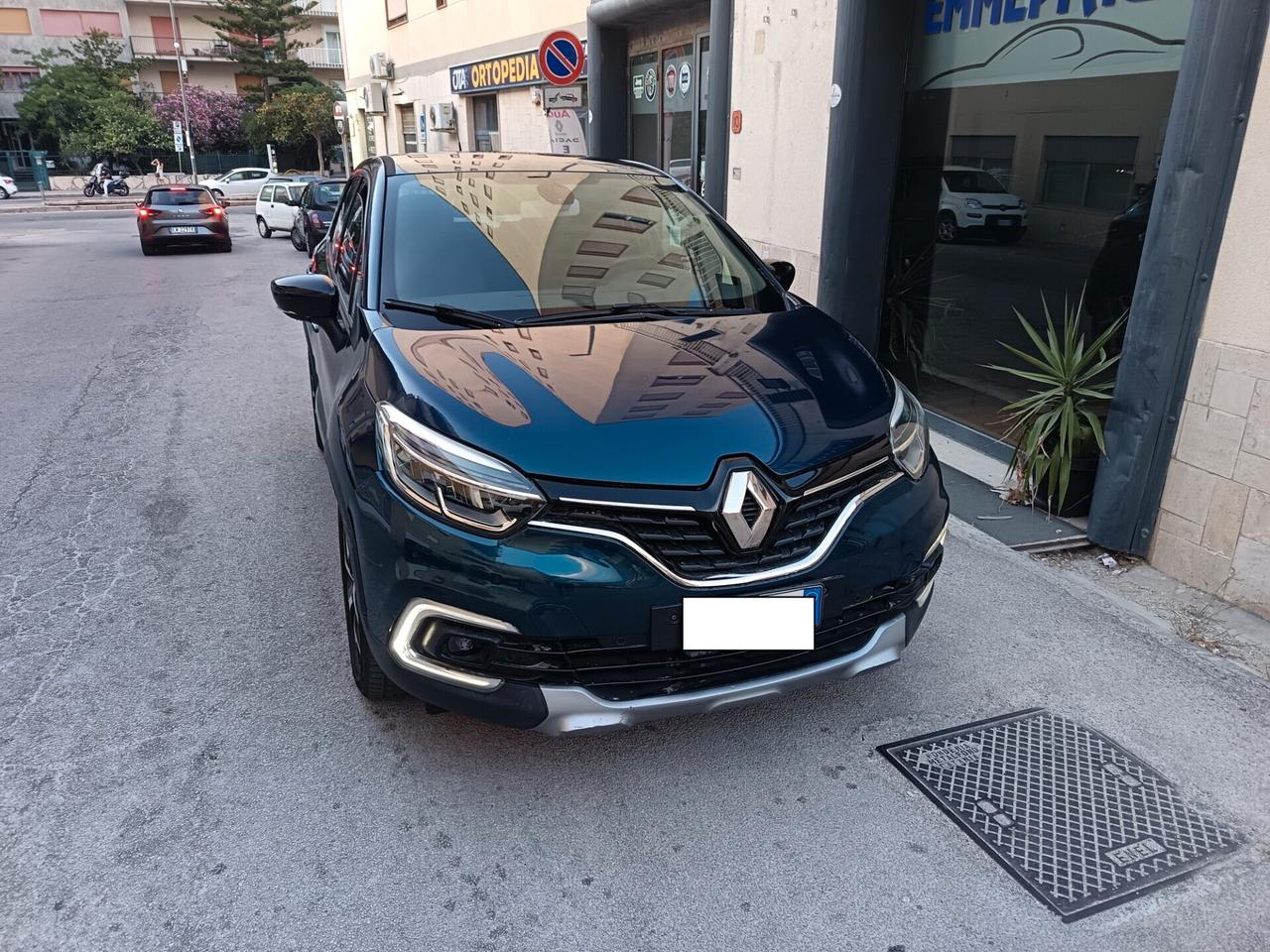 Renault Captur 1.5.DCI Sport Edition2 km.95000 Full Optional