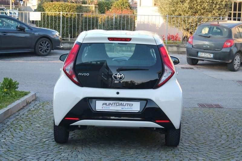 Toyota Aygo 1.0 VVT-i 72 CV 5p. x-business