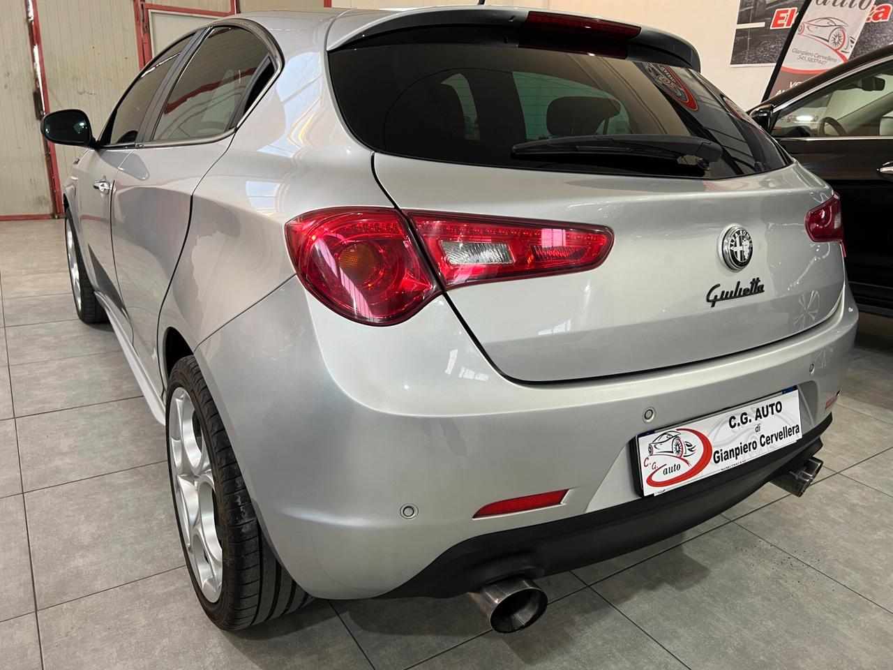 Alfa Romeo Giulietta 2.0 140 CV - DISTINCTIVE - 2012
