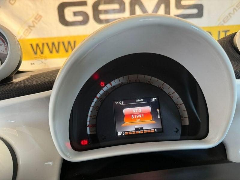 smart fortwo fortwo 70 1.0 Passion cambio manuale