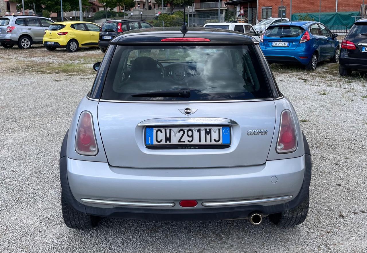 Mini Cooper 1.6 benzina 116 cv NEOPATENTATI
