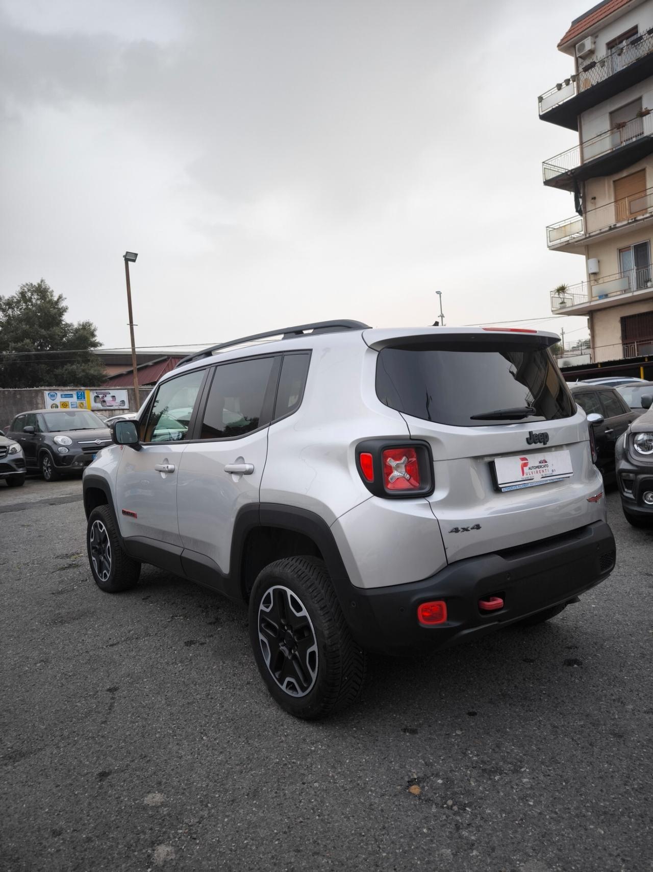 Jeep Renegade 2.0 Mjt 170CV 4WD Active Drive Low Trailhawk