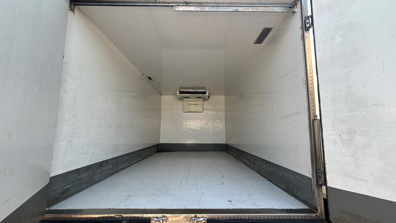 IVECO DAILY 35C18 3.0 HPT ISOTERMICO – 180 CV – GEMELLATO