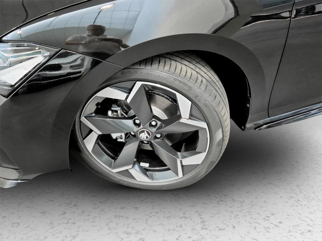 Skoda Superb Wagon 2.0 tdi Sportline 150cv dsg