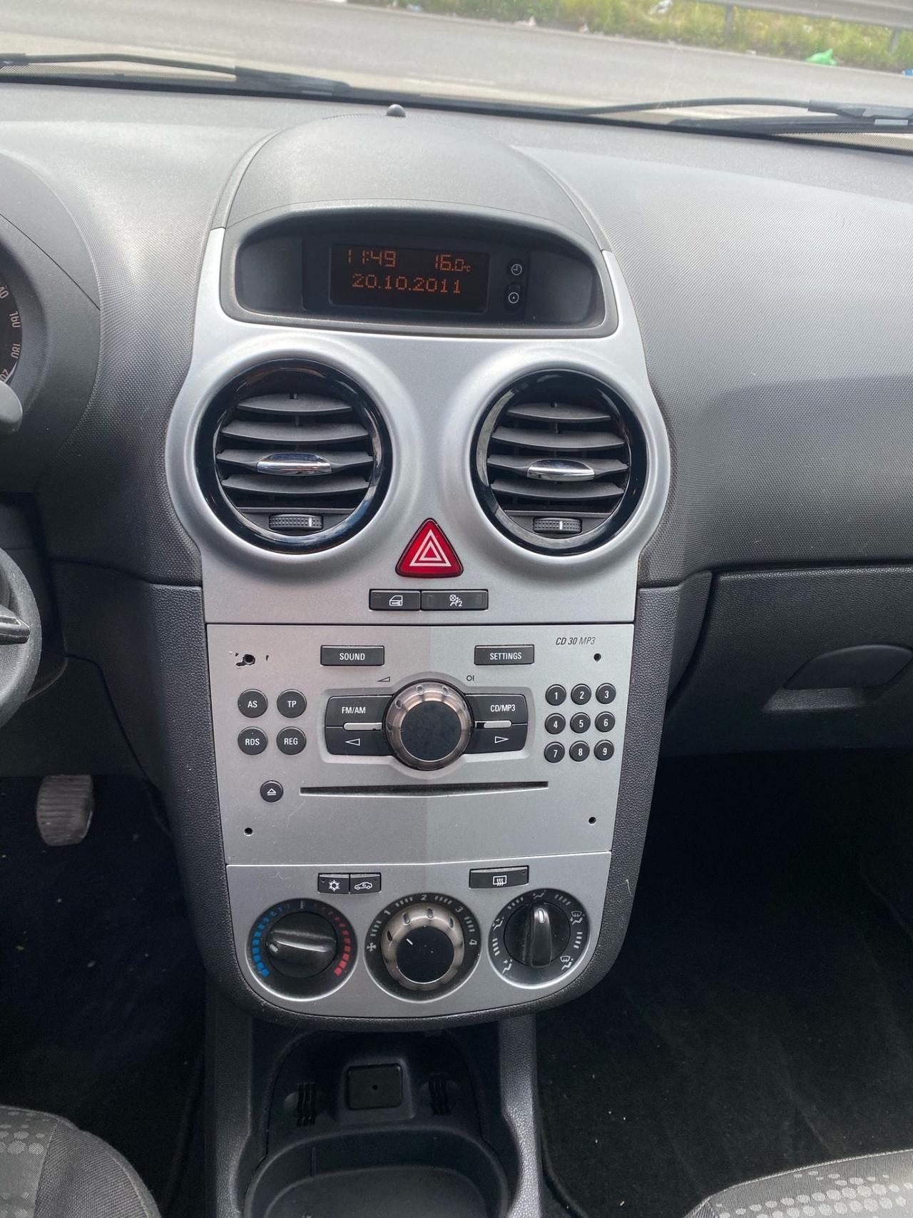 Opel Corsa 1.2 5 porte Elective