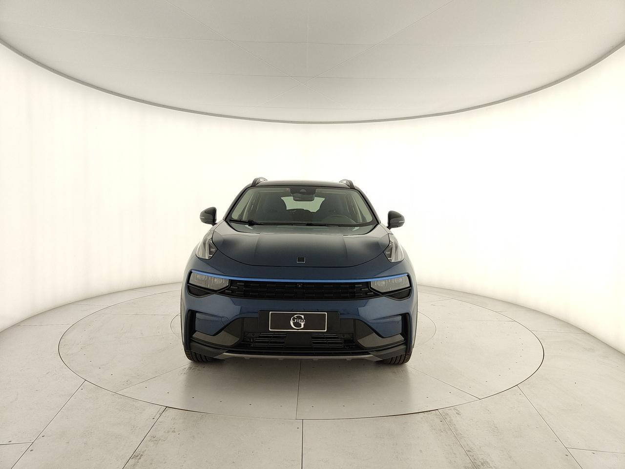 LYNK&CO 01 1.5 td phev auto