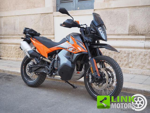 KTM 890 Adventure *? 129,00 al mese*