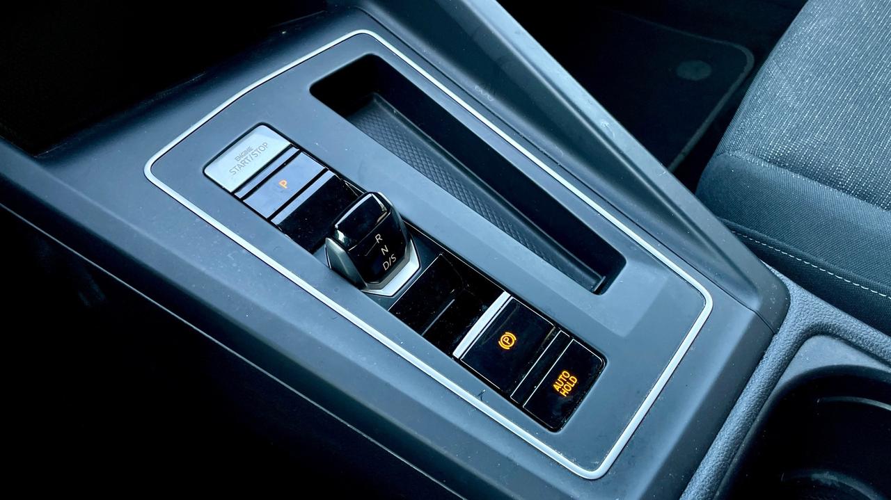 VOLKSWAGEN GOLF 2.0 STYLE TDI SCR DSG 116CV - FULL LED, VIRTUAL COCKPIT, NEOPATETATI