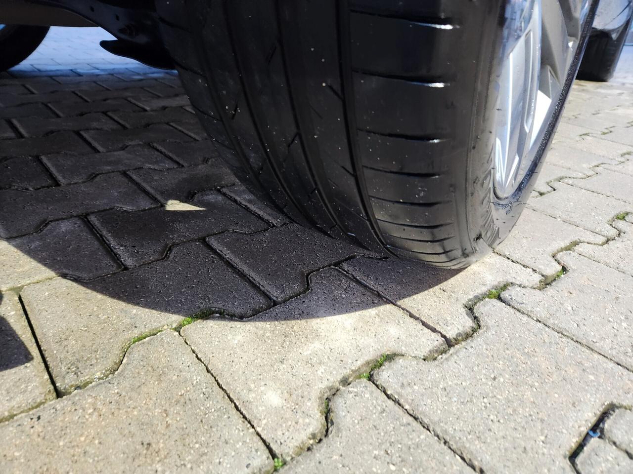 Volkswagen Tiguan RLINE