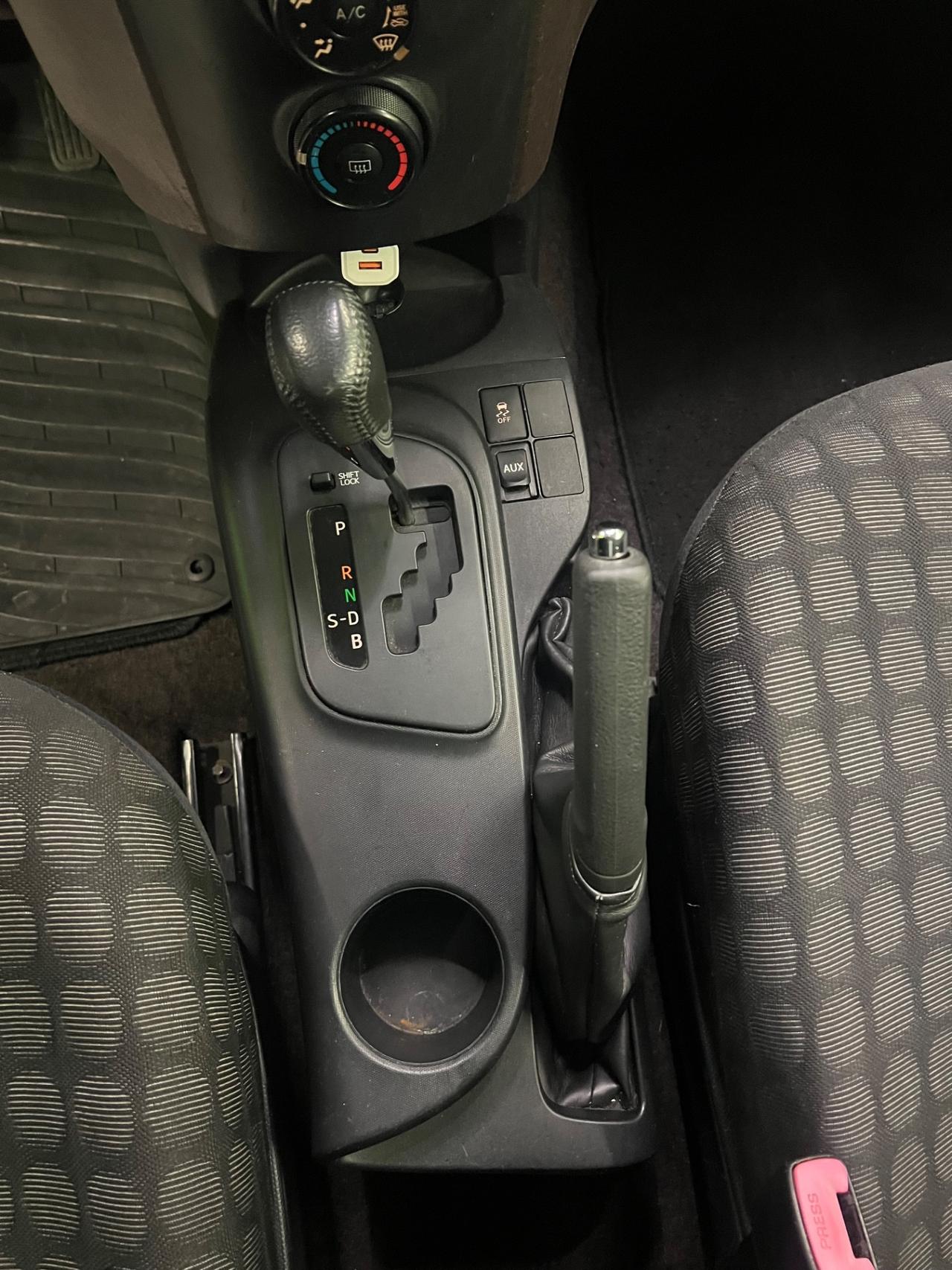 Toyota iQ 1.0 Multidrive Versione Lancio