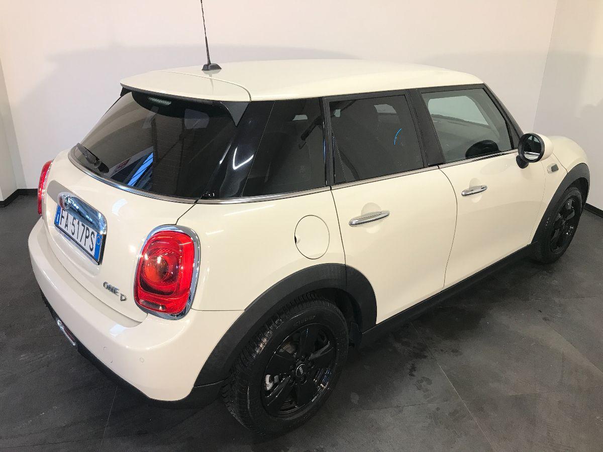 MINI 1.5 One D 5 porte