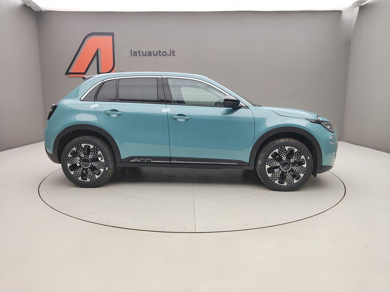 FIAT 600 IV 2023 1.2 MHEV 110CV DCT LA PRIMA