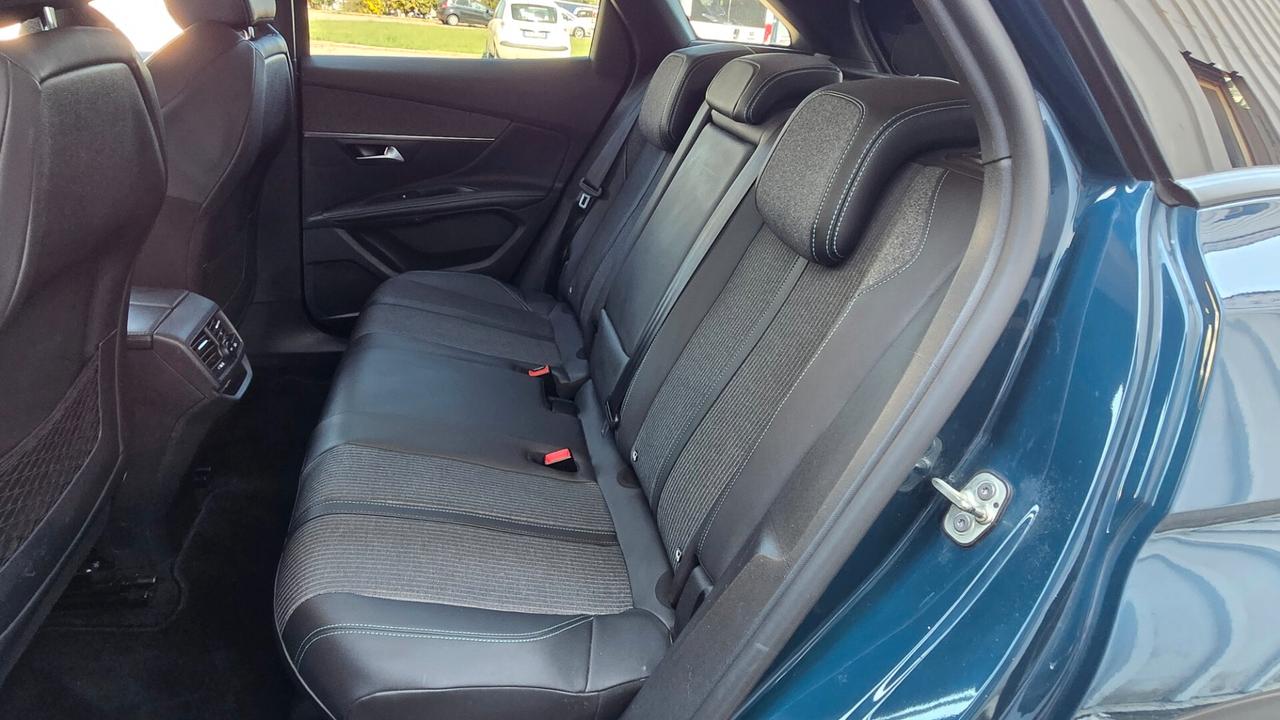 Peugeot 3008 BlueHDi 130 S&S Allure