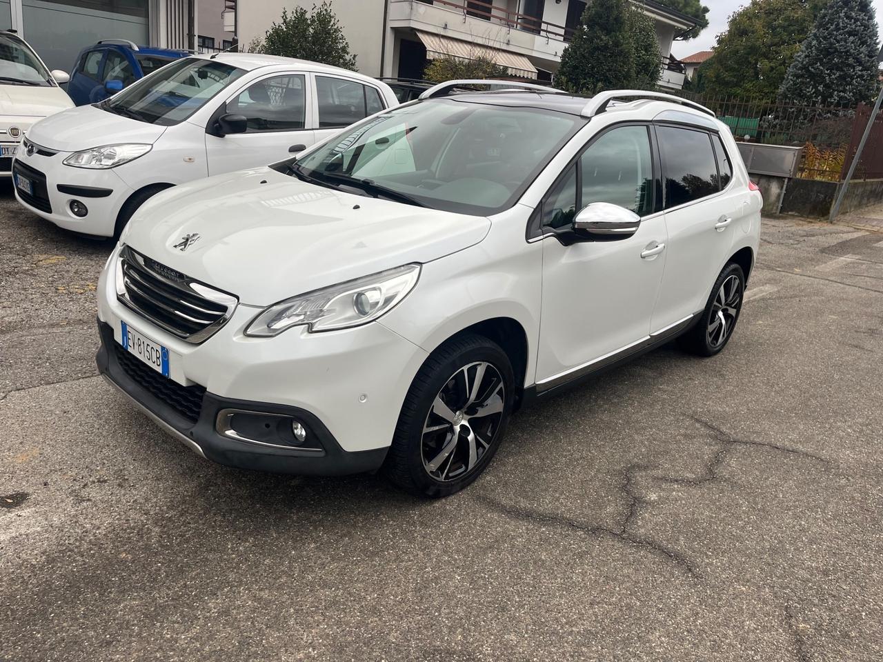 Peugeot 2008 1.6 e-HDi 115 CV/Euro5B con FAP/unico proprietario