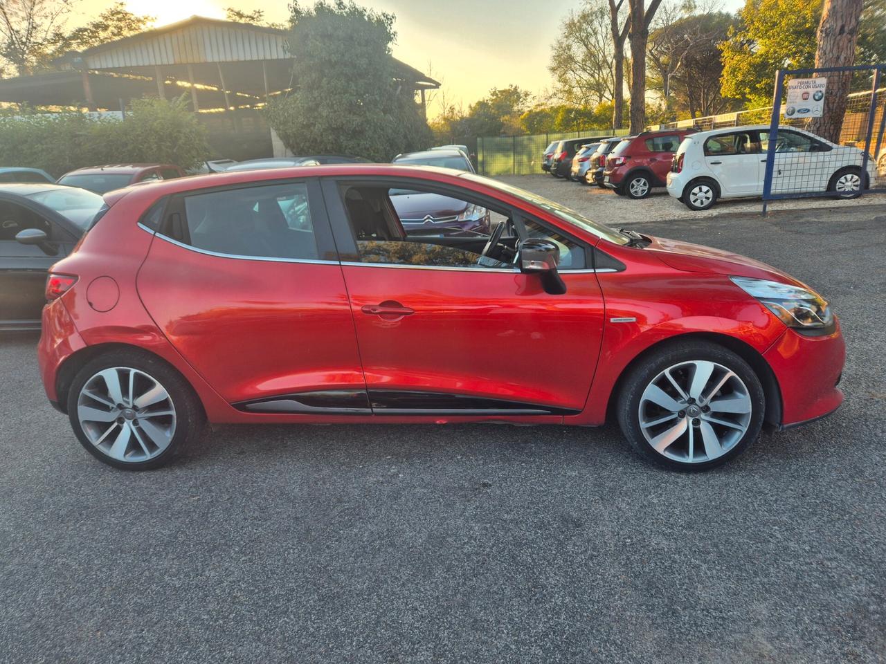 Renault Clio dCi 8V 90CV EDC Start&Stop 5 porte Energy Intens