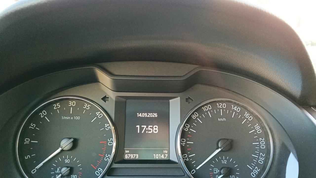 SKODA OCTAVIA BERLINA NAVI -PREZZO PROMO!