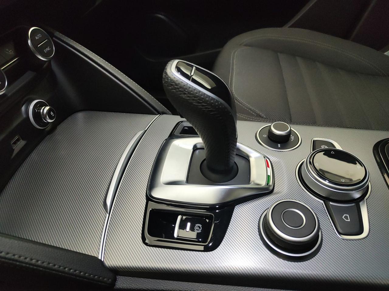 ALFA ROMEO Stelvio 2023 2.2 TD 210CV SPRINT AT8 Q4