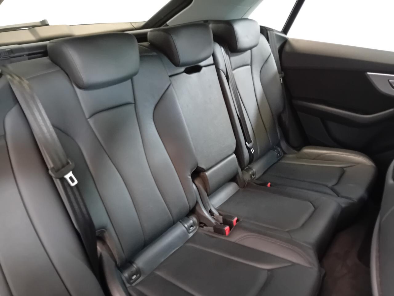 Audi Q8 RS TFSI V8 MHEV quattro tiptronic