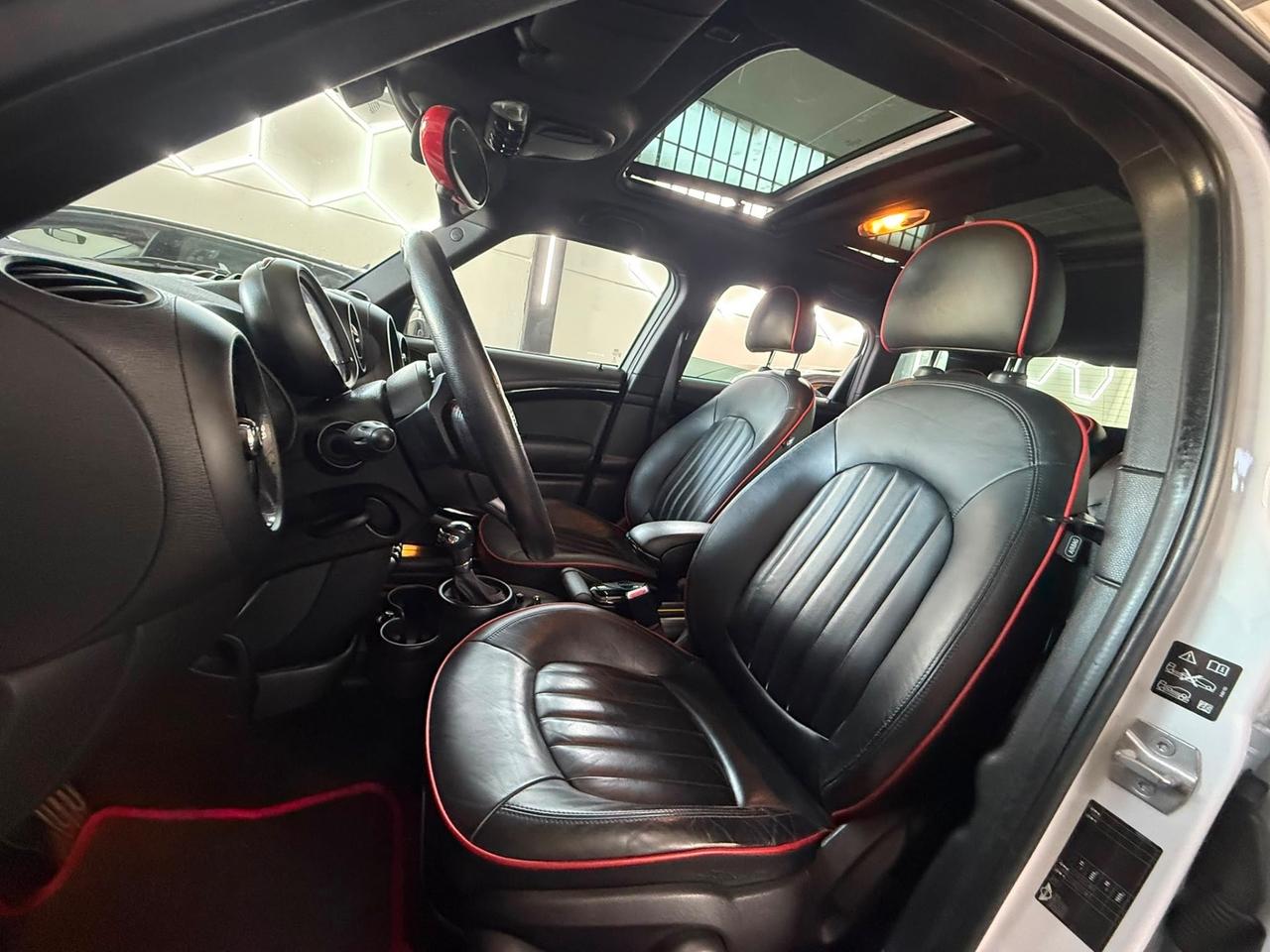 Mini JOHN COOPER WORKS Countryman 2.0SD 143CV ALL4