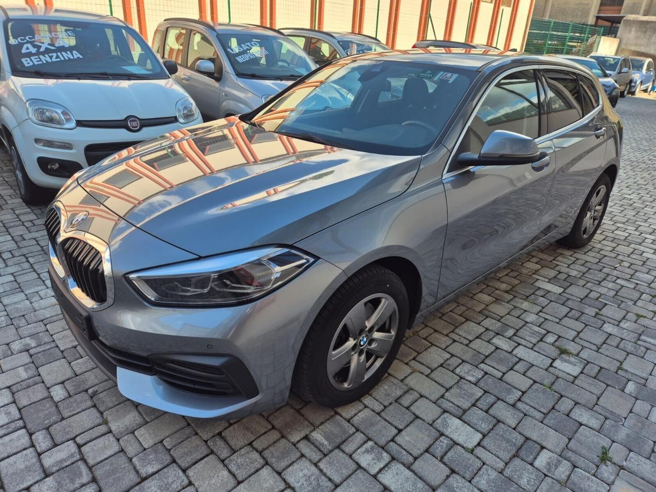 Bmw 116d 5p. CAMBIO AUTOMATICO OK NEOPATENTATI