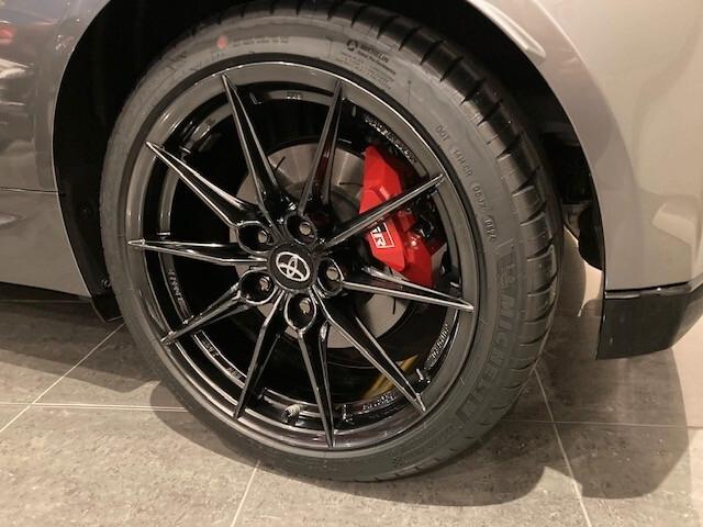 Toyota Yaris Nuova GR Circuit DAT da 280 CV Italiana cambio automatico 8 marce