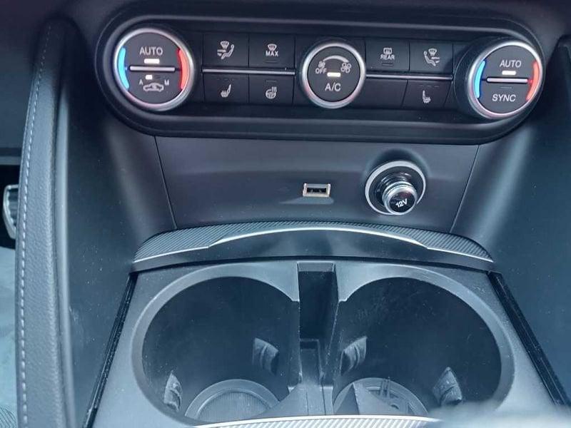 Alfa Romeo Stelvio 2.0 Turbo 280 CV AT8 Q4 Veloce