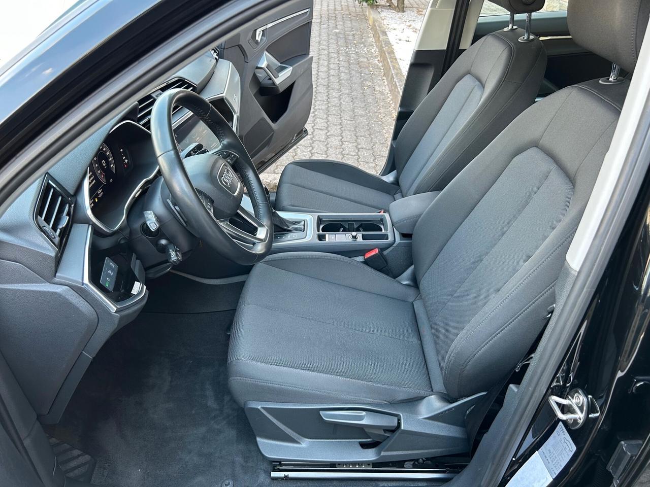 Audi Q3 40 2.0 tdi quattro 190cv s-tronic GRANDINATA