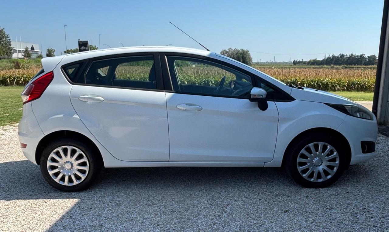 Ford Fiesta 1.4 5p. Bz.- GPL Titanium