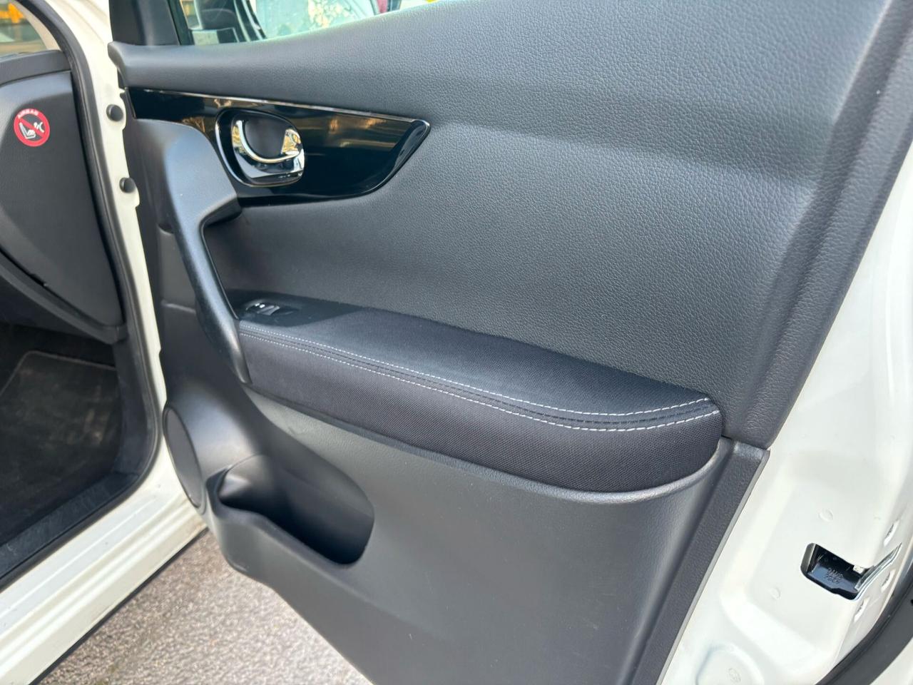 Nissan Qashqai 1.5 dCi Tekna OK Neopatentati