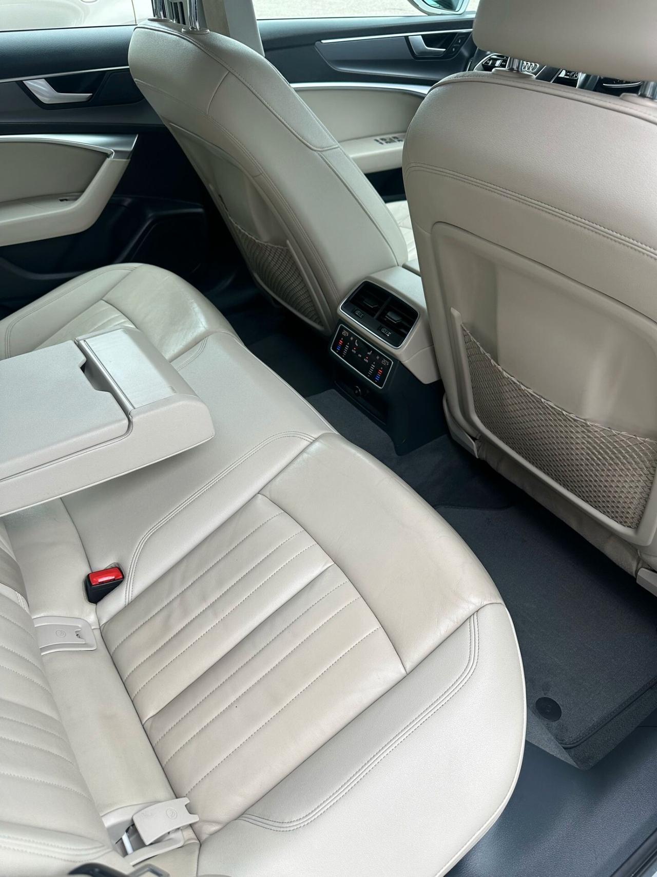 Audi A6 Avant 40 2.0 TDI S tronic Business Design INTERNO IN PELLE TOTALE