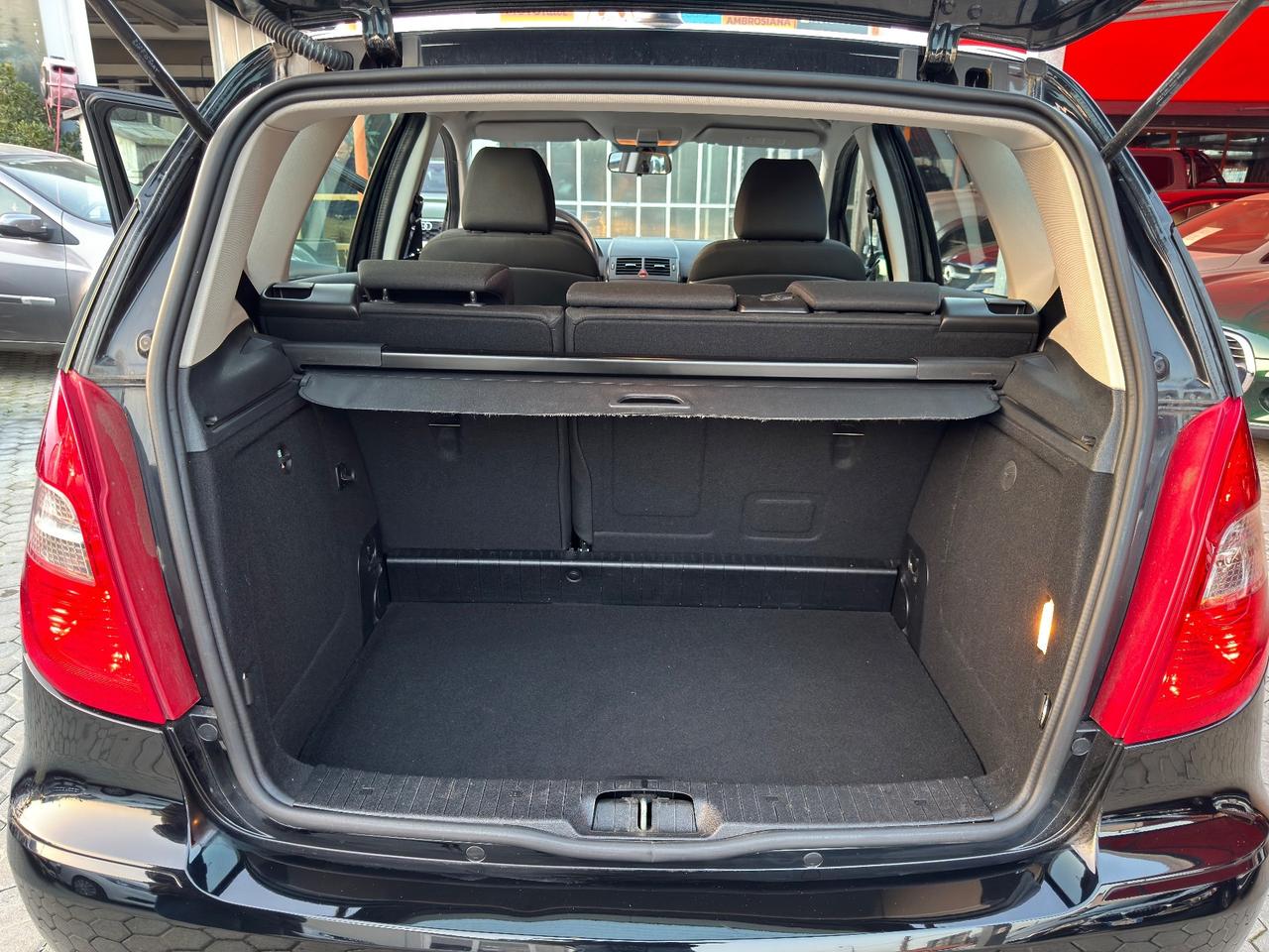 Mercedes-benz A 160 BlueEFFICIENCY ADATTA NEOPATENTATI