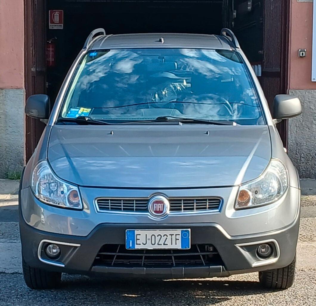 FIAT Sedici 4x4 1.600 Benzina 120cv Km151.000