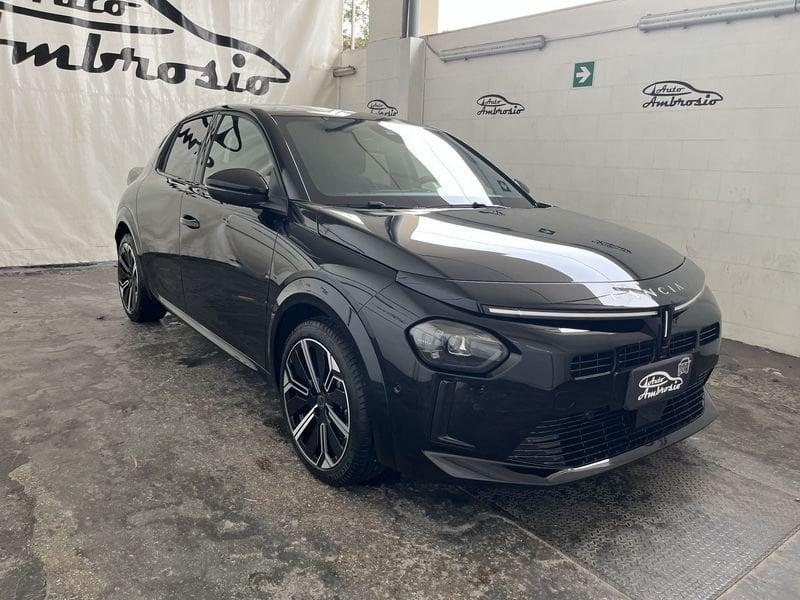 Lancia Ypsilon Ypsilon Hybrid e-DCT LX TUA DA 249,00 AL MESE