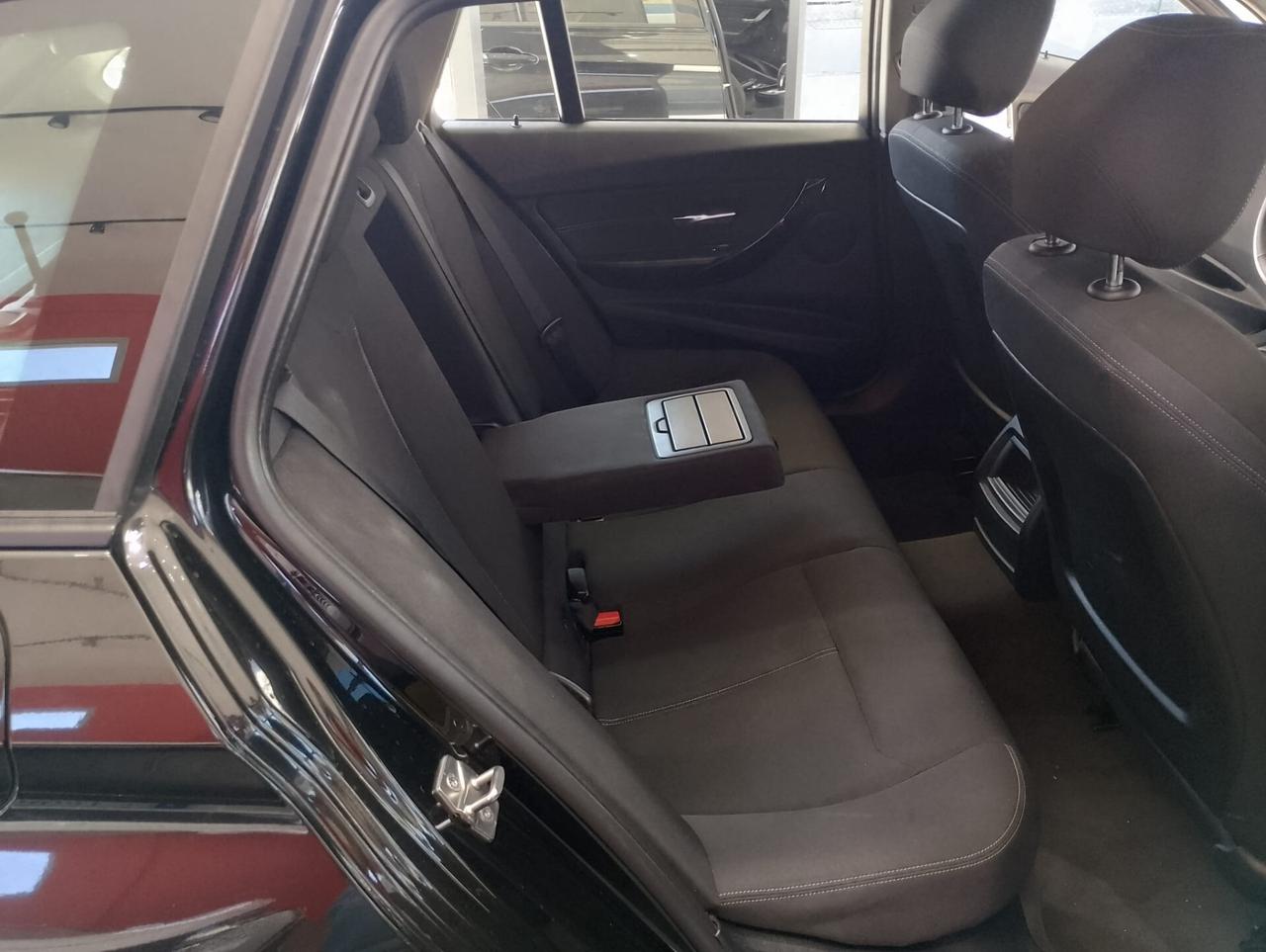 Bmw 318 MODELLO SPORT CAMBIO AUTOMATICO