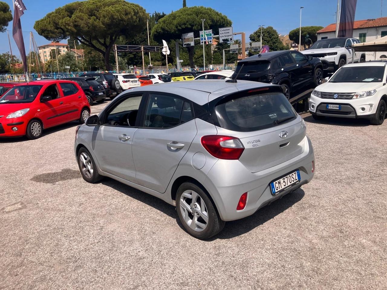 HYUNDAI i10 1.0 MPI Tech