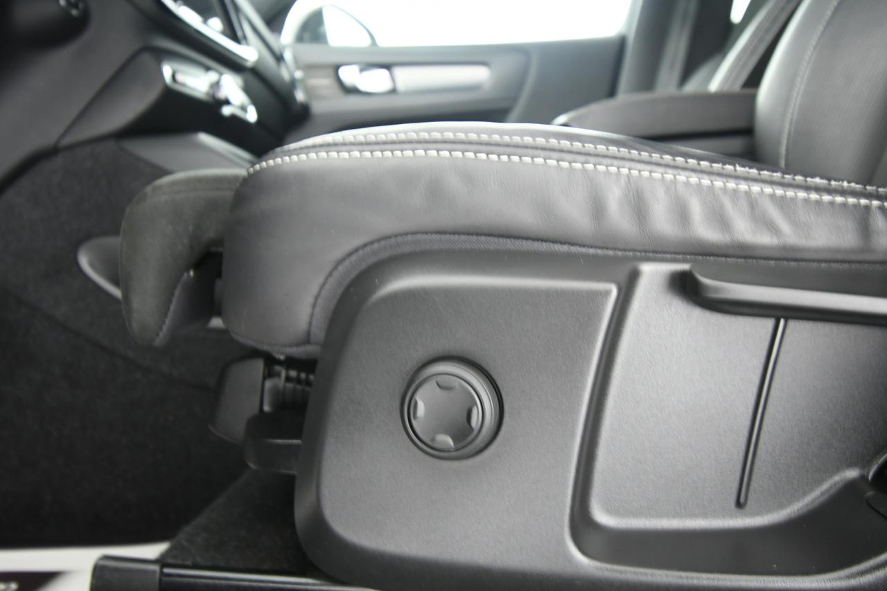 VOLVO XC40 1.5 t5 phev R-design auto LED+CAMERA+APP CONNECT
