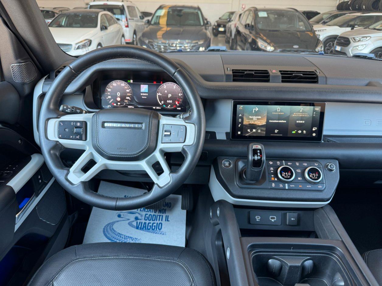 Land Rover Defender 110 3.0d i6 mhev X-Dynamic SE awd 300cv auto