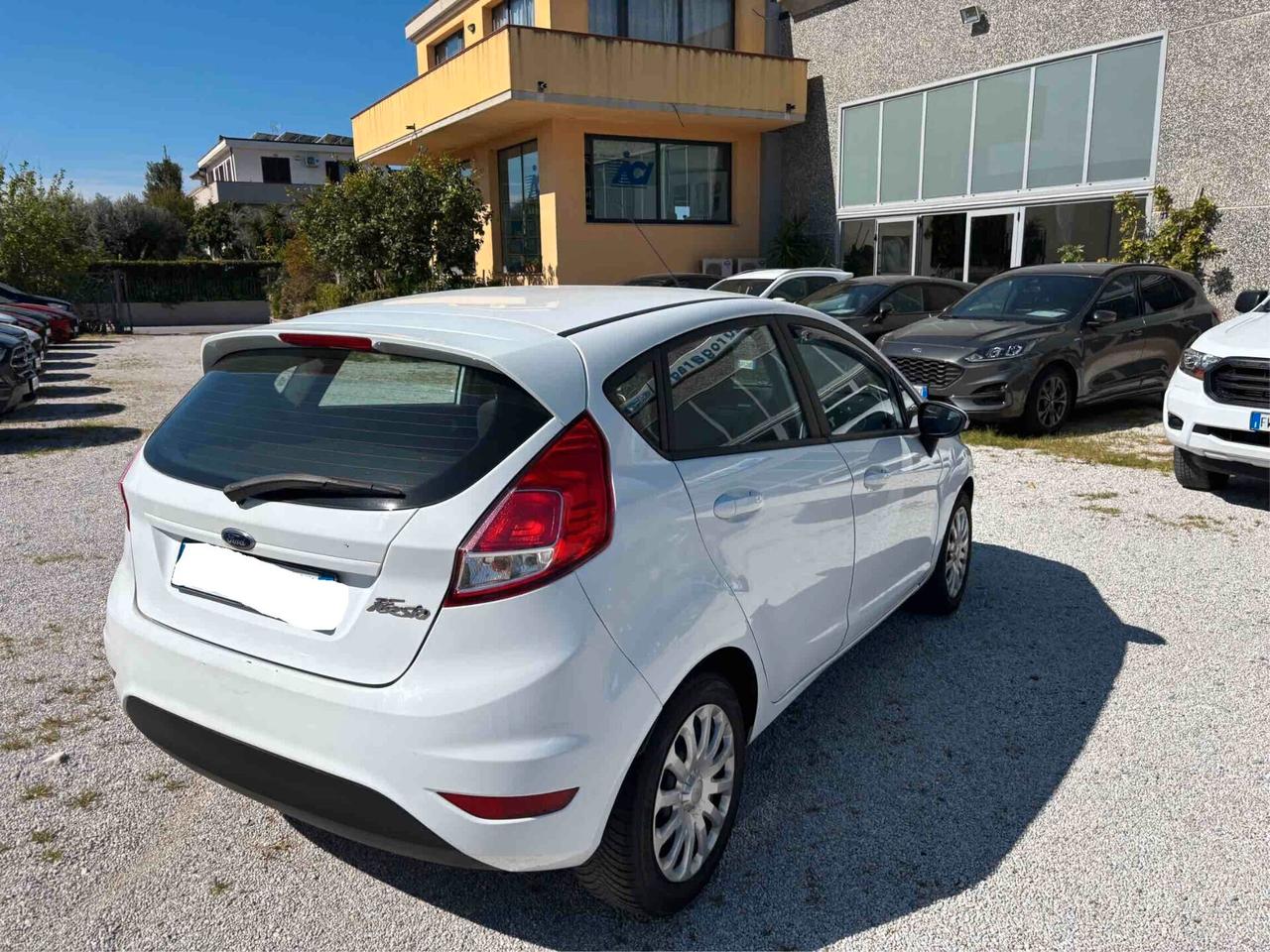 Ford Fiesta 1.5 TDCi 75CV 5 porte Business