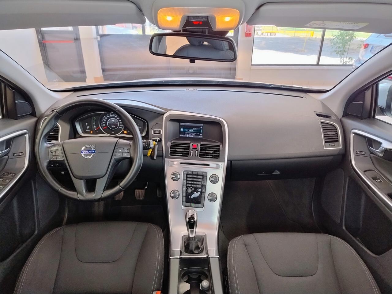 VOLVO XC60 2.0 D3 Kinetic 150cv MANUALE