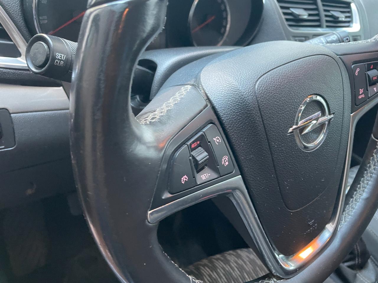 Opel Mokka BENZINA - NEOPATENTATI AREA B MILANO