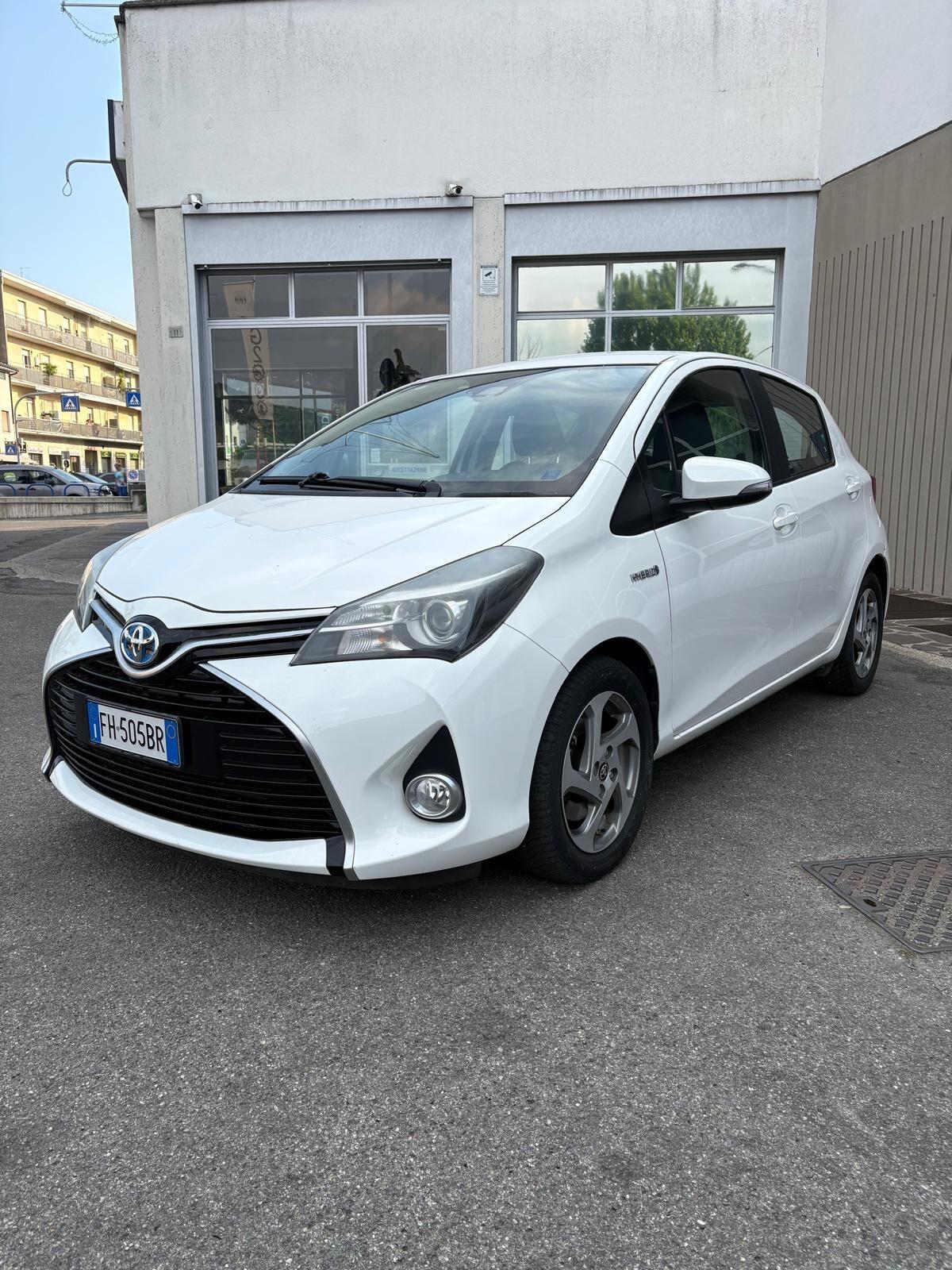 Toyota Yaris 1.5 Hybrid 5 porte Active