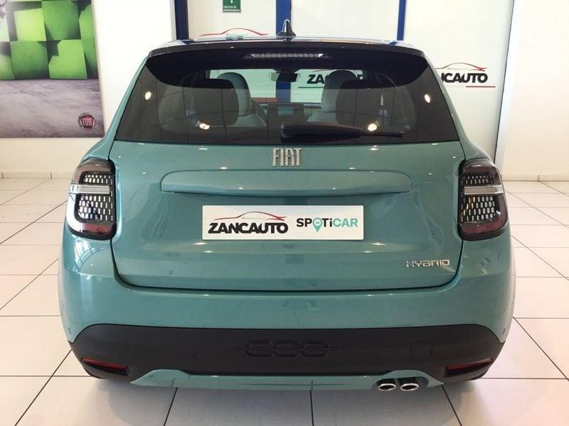 FIAT 600 600 Hybrid 145 CV DCT MHEV Icon MY24 + EXTRA