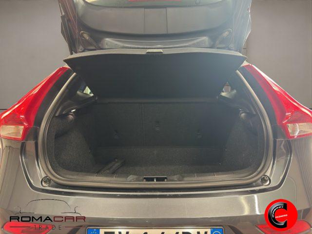 VOLVO V40 D2 1.6