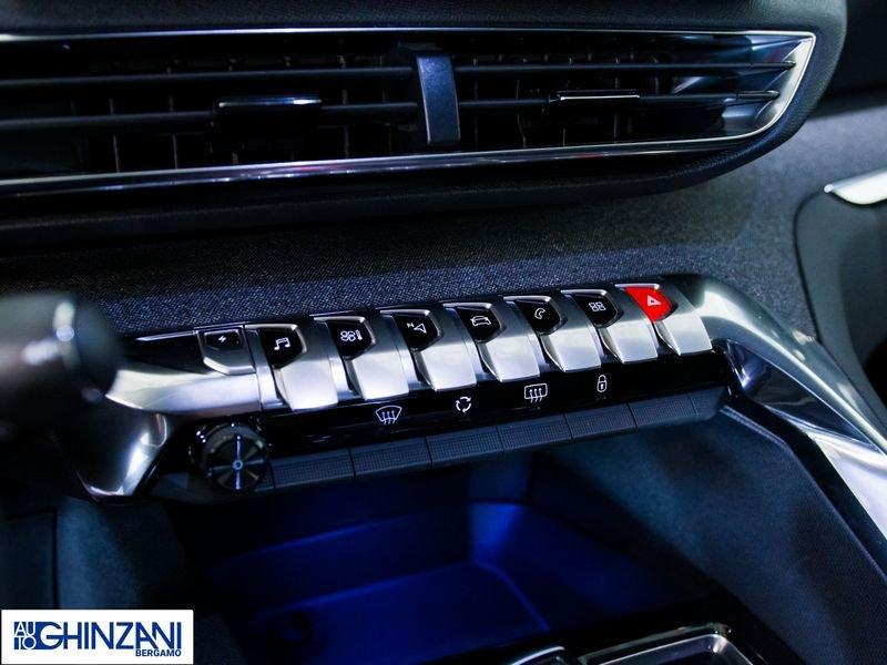Peugeot 3008 Hybrid4 300 e-EAT8 Allure Pack - Km0