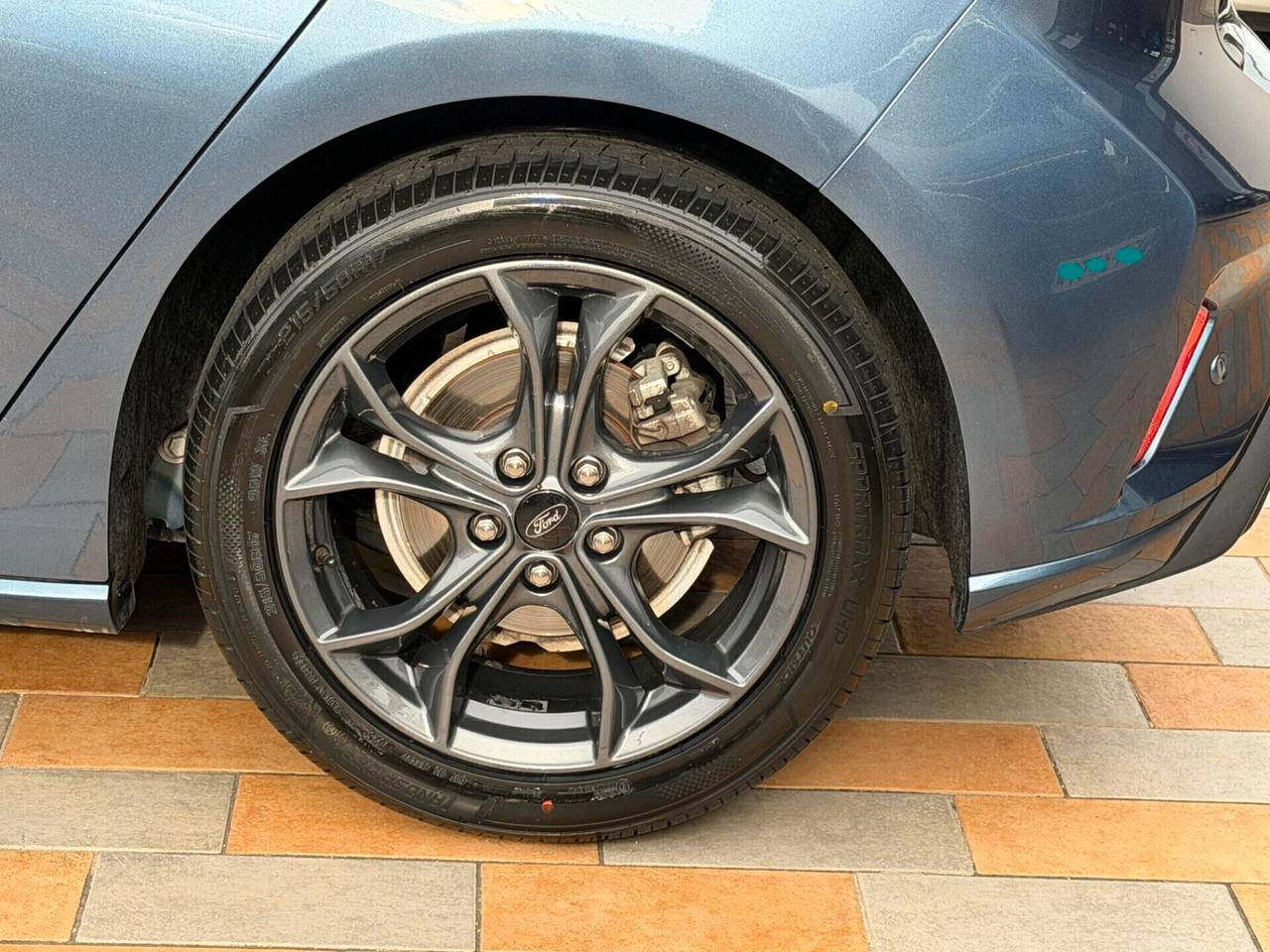 Ford Focus 1.5 ECOBLUE 120 cv. 5 porte ST LINE (Nav)