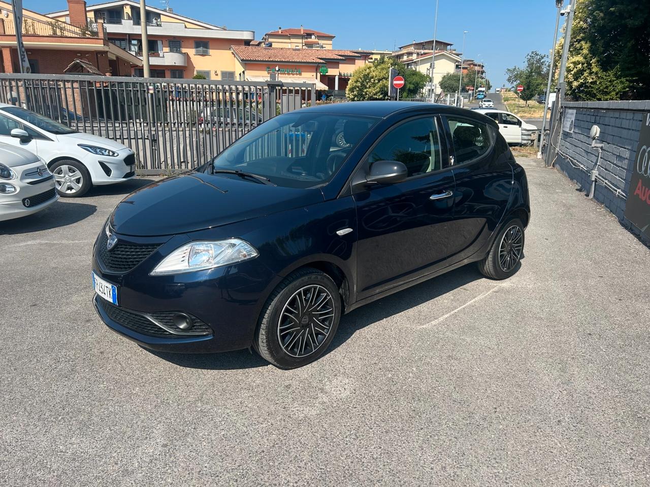 Lancia Ypsilon 1.2 69 CV 5 porte Platinum